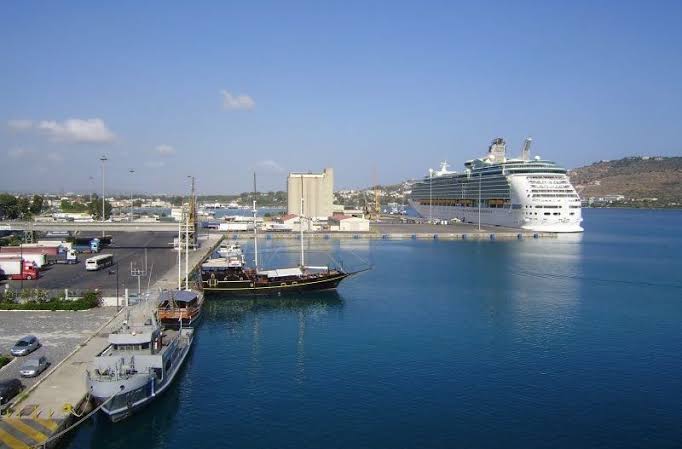Χανιά: Απόβαση 7.000 τουριστών στη Σούδα με τρία κρουαζιερόπλοια
