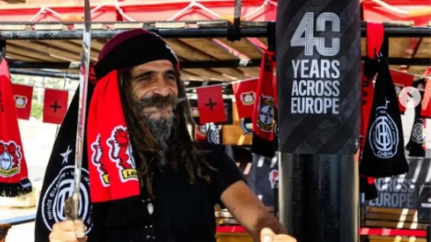 Πρωτότυπες στιγμές χαλάρωσης για τους οπαδούς της Λεβερκούζεν στην Κρήτη. Η γερμανική ομάδα διοργάνωσε μίνι κρουαζιέρα-εξπρές για τους φιλάθλους της ενόψει του αγώνα με τον ΟΦΗ στο Ηράκλειο.